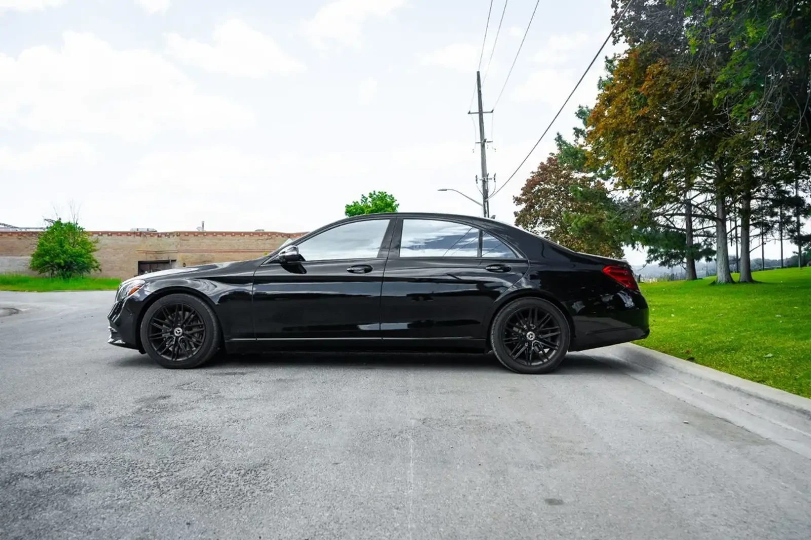 Mercedes-Benz S 560 4.0, снимка 3 - Автомобили и джипове - 55418013