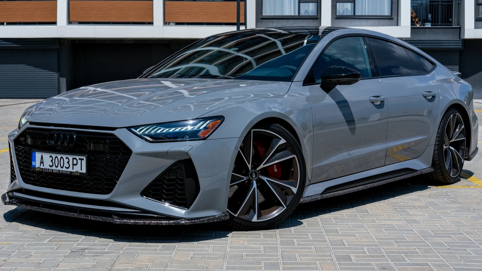 Audi Rs7 SPORTBACK MATRIX CARBON ПАНО В&0, снимка 3 - Автомобили и джипове - 55420151