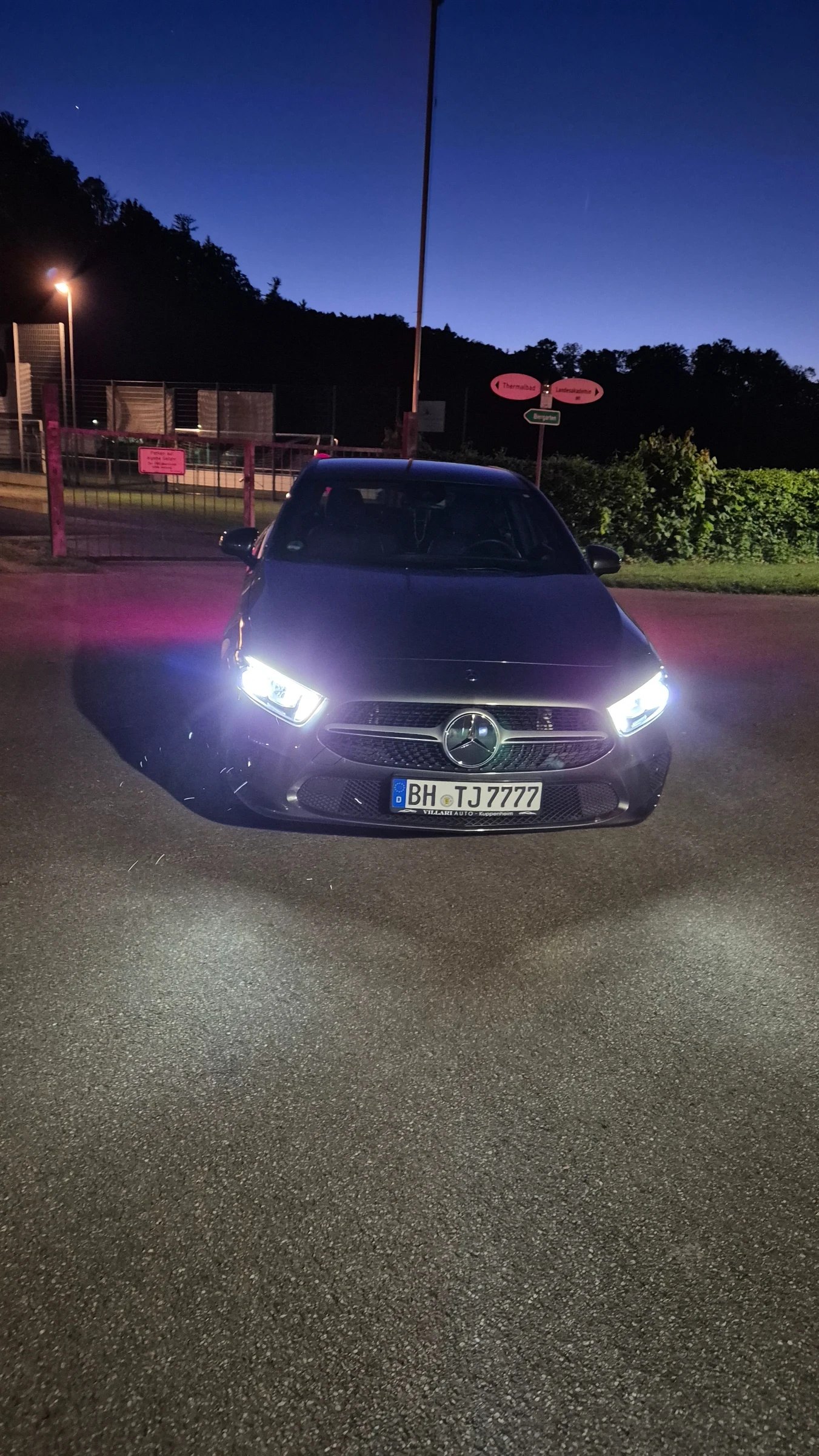 Mercedes-Benz 180, снимка 5 - Автомобили и джипове - 55452380