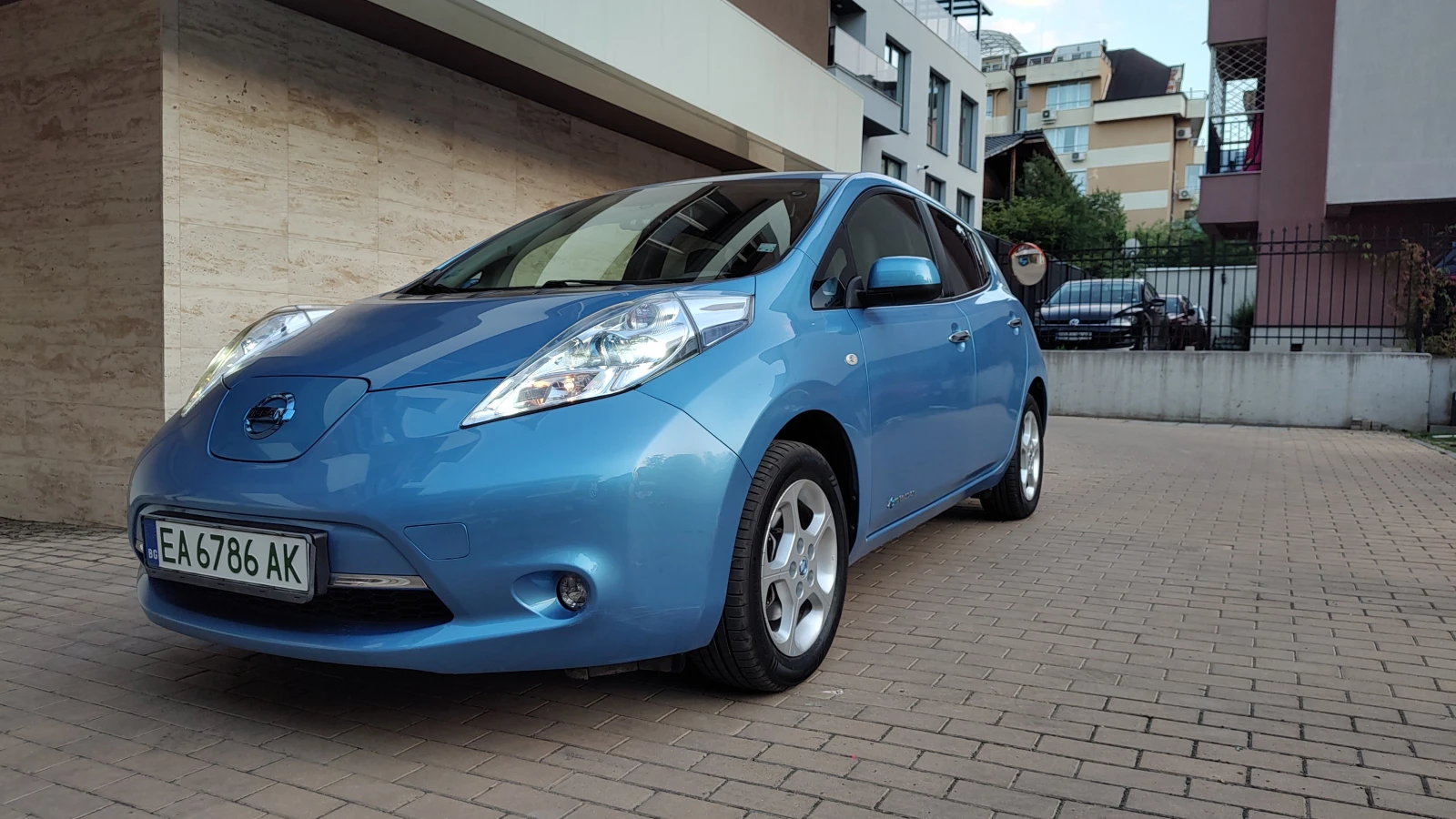 Nissan Leaf  Nissan Leaf | 30 kWh 88% SOH| 1 г. гаран., снимка 3 - Автомобили и джипове - 55593720