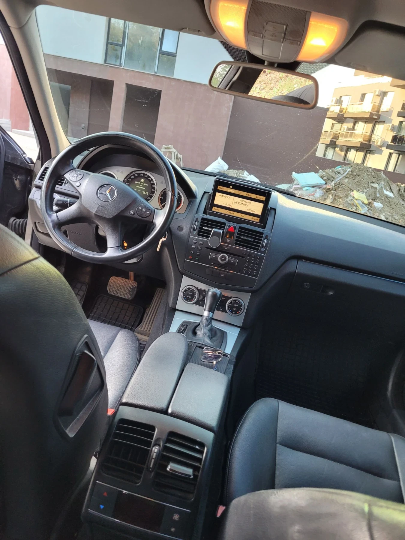 Mercedes-Benz C 320 Avantgarde, снимка 9 - Автомобили и джипове - 55772473