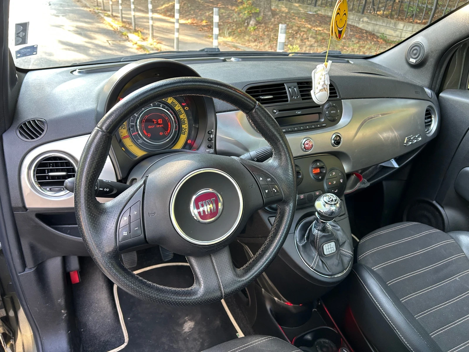 Fiat 500 Fiat 500 1.4 16V (100 к.с.)   ЛИМИТИРАНА СЕРИЯ , снимка 6 - Автомобили и джипове - 55783627