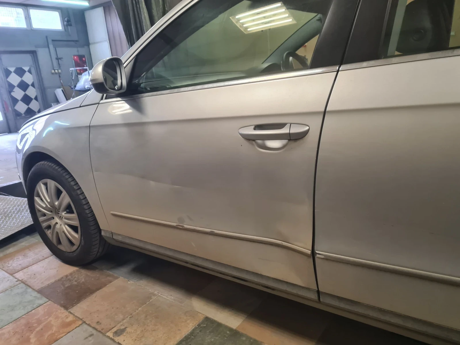 VW Passat, снимка 7 - Автомобили и джипове - 55914318