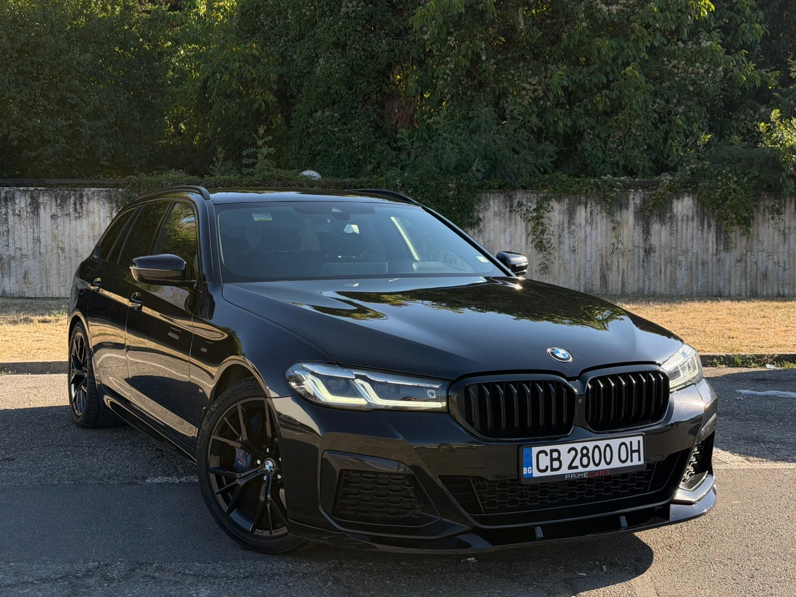 BMW 530 Mild Hybrid M-Package Touring, снимка 3 - Автомобили и джипове - 55992160