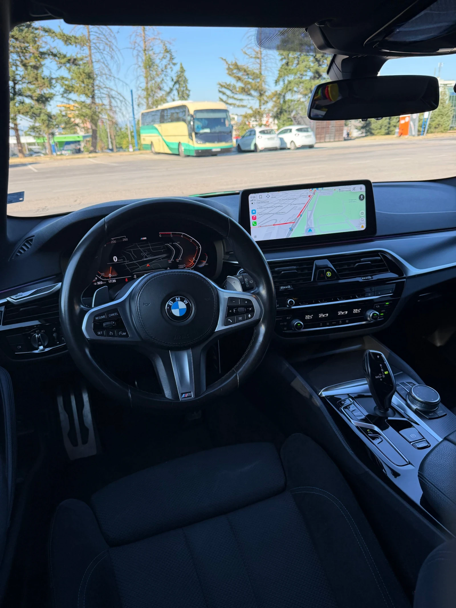 BMW 530 Mild Hybrid M-Package Touring, снимка 10 - Автомобили и джипове - 55992160