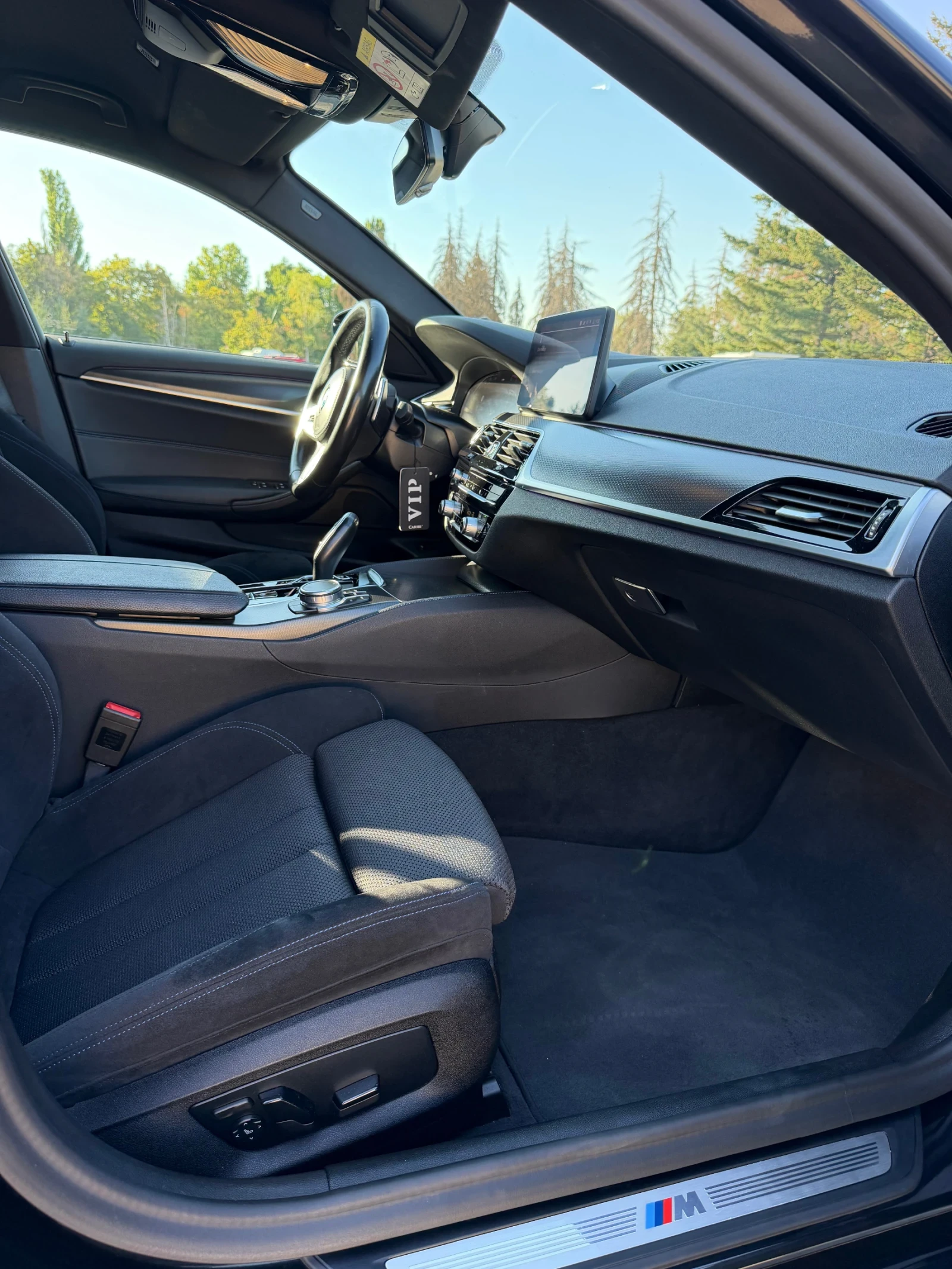 BMW 530 Mild Hybrid M-Package Touring, снимка 13 - Автомобили и джипове - 55992160