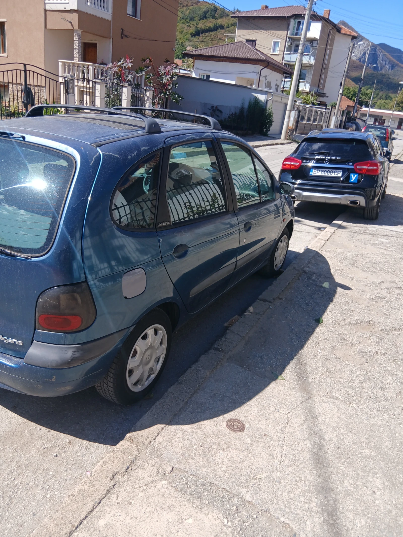 Renault Scenic, снимка 2 - Автомобили и джипове - 56108893