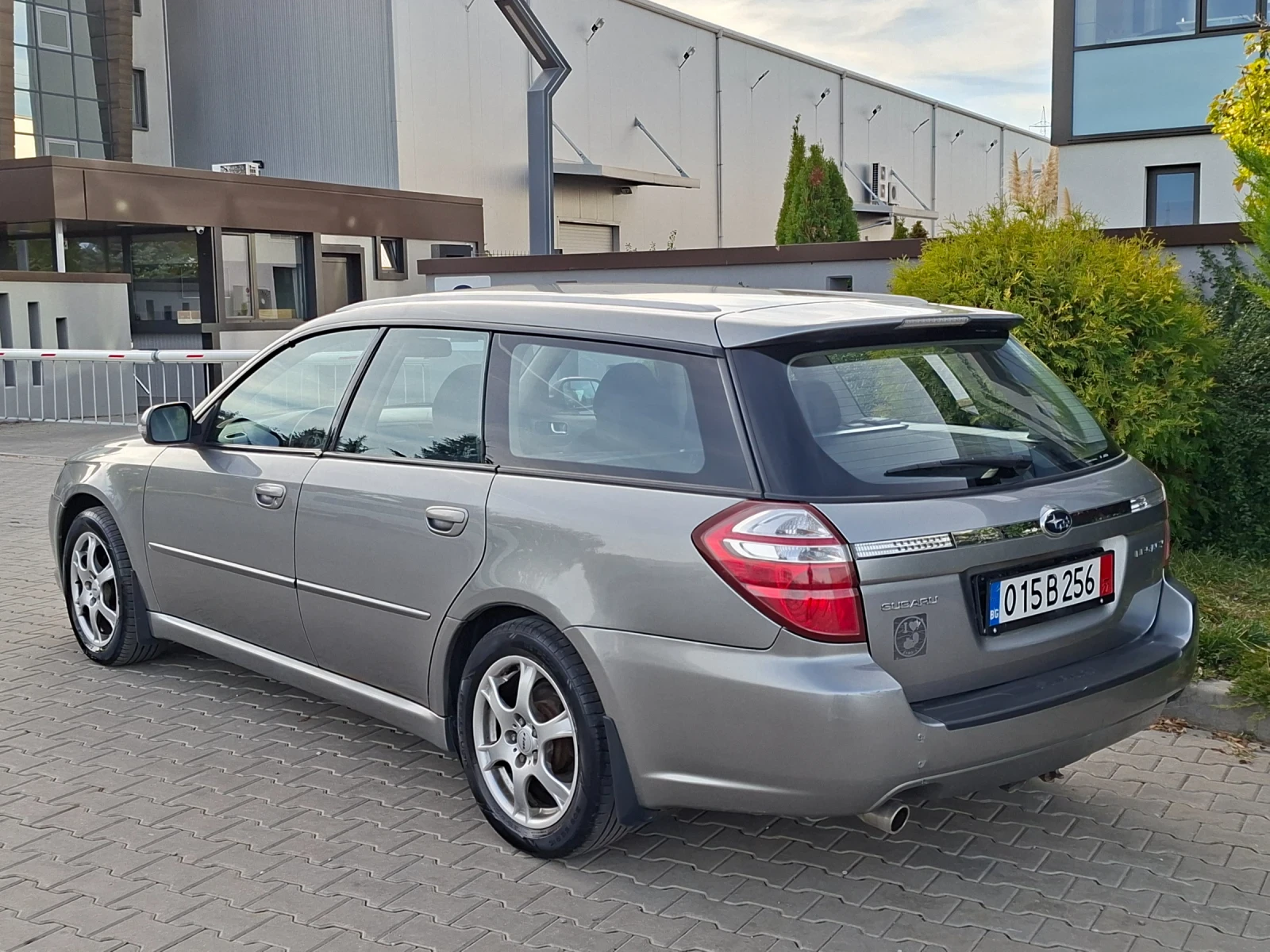 Subaru Legacy 2.0i* (165��)* FACELIFT* 4�4* H�� ����*  | Mobile.bg � ����������� 7