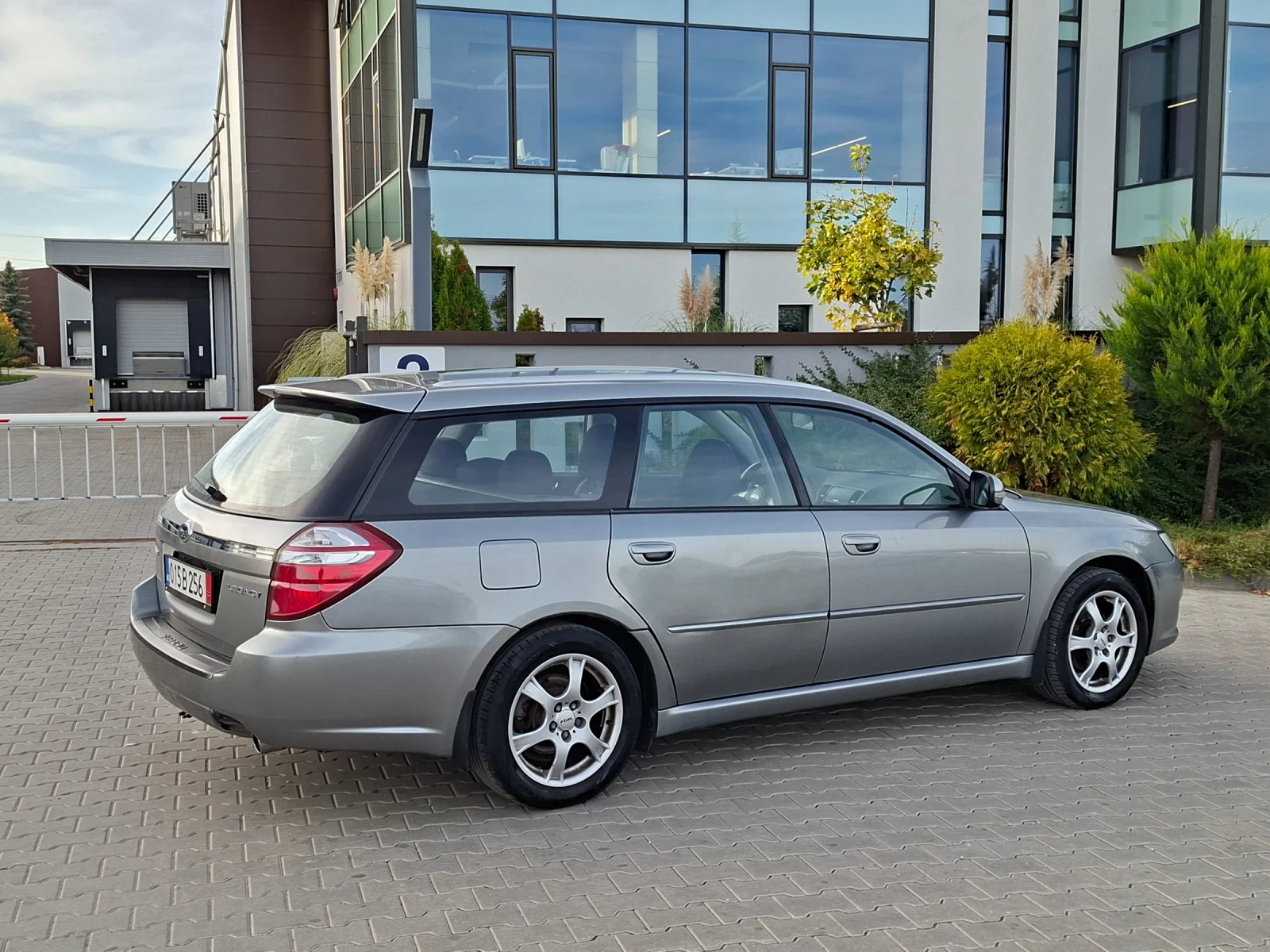 Subaru Legacy 2.0i* (165��)* FACELIFT* 4�4* H�� ����*  | Mobile.bg � ����������� 11
