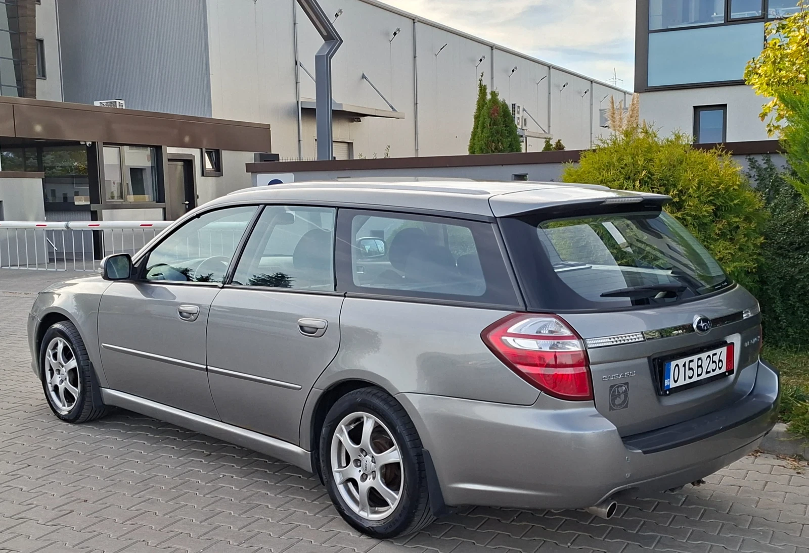 Subaru Legacy 2.0i* (165��)* FACELIFT* 4�4* H�� ����*  | Mobile.bg � ����������� 8