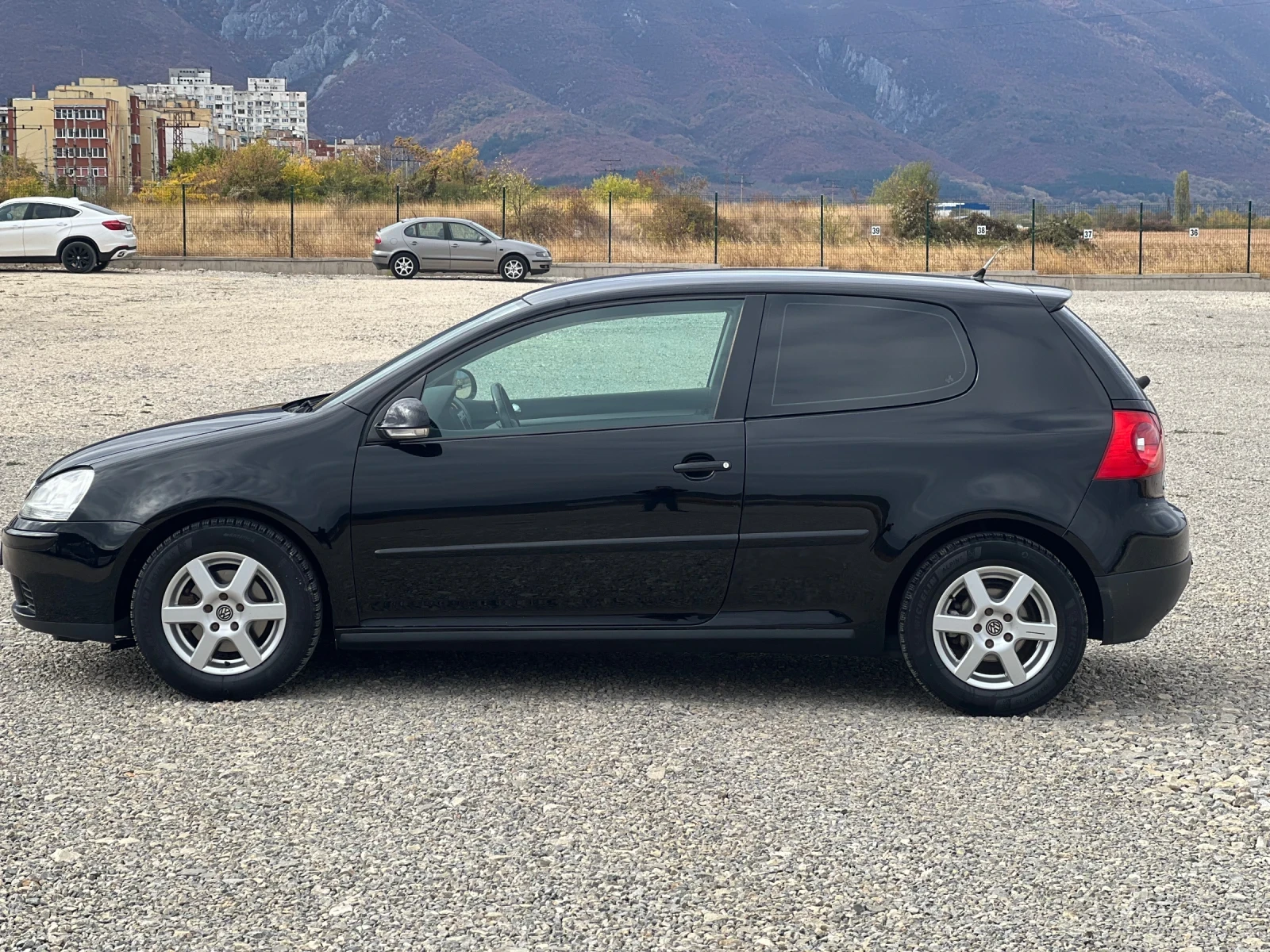 VW Golf, снимка 7 - Автомобили и джипове - 56616985