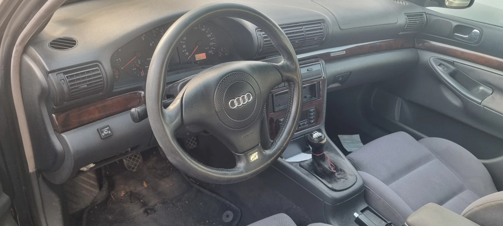 Audi A4, снимка 5 - Автомобили и джипове - 56712388
