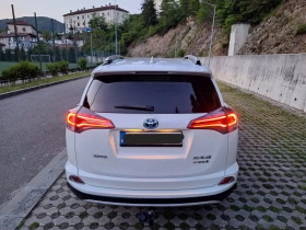 Toyota Rav4 HYBRID/ 4X4 / NAPPA/ Distronic/ 360 camera | Mobile.bg    3