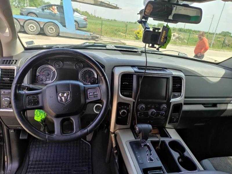 Dodge RAM 1500, снимка 6 - Автомобили и джипове - 48818880