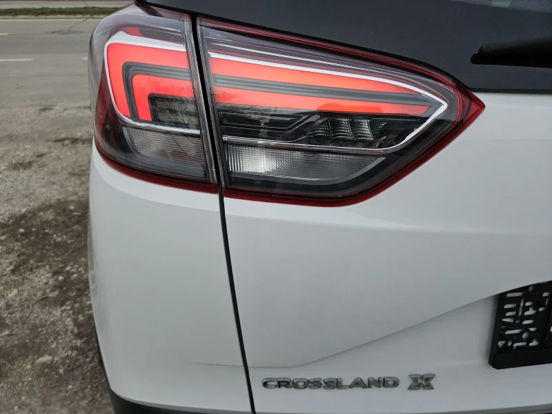 Opel Crossland X 1.6hdi--FULL LED, снимка 14 - Автомобили и джипове - 49453256