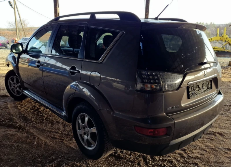 Mitsubishi Outlander 2.2 177к.с., снимка 6 - Автомобили и джипове - 49454739