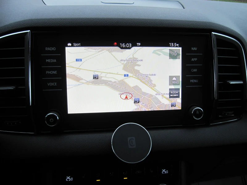 Skoda Karoq 2, 0-TDI 4x4-Ръчка, Navi, Подгрев, , снимка 8 - Автомобили и джипове - 52090902