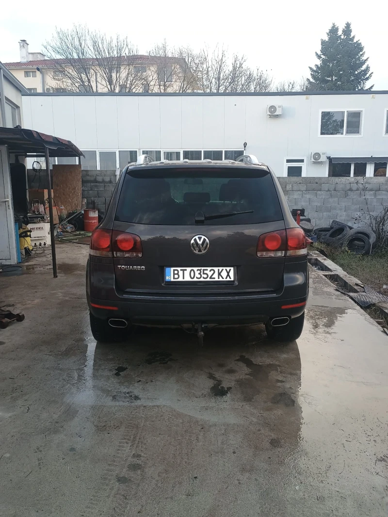 VW Touareg, снимка 2 - Автомобили и джипове - 52531194