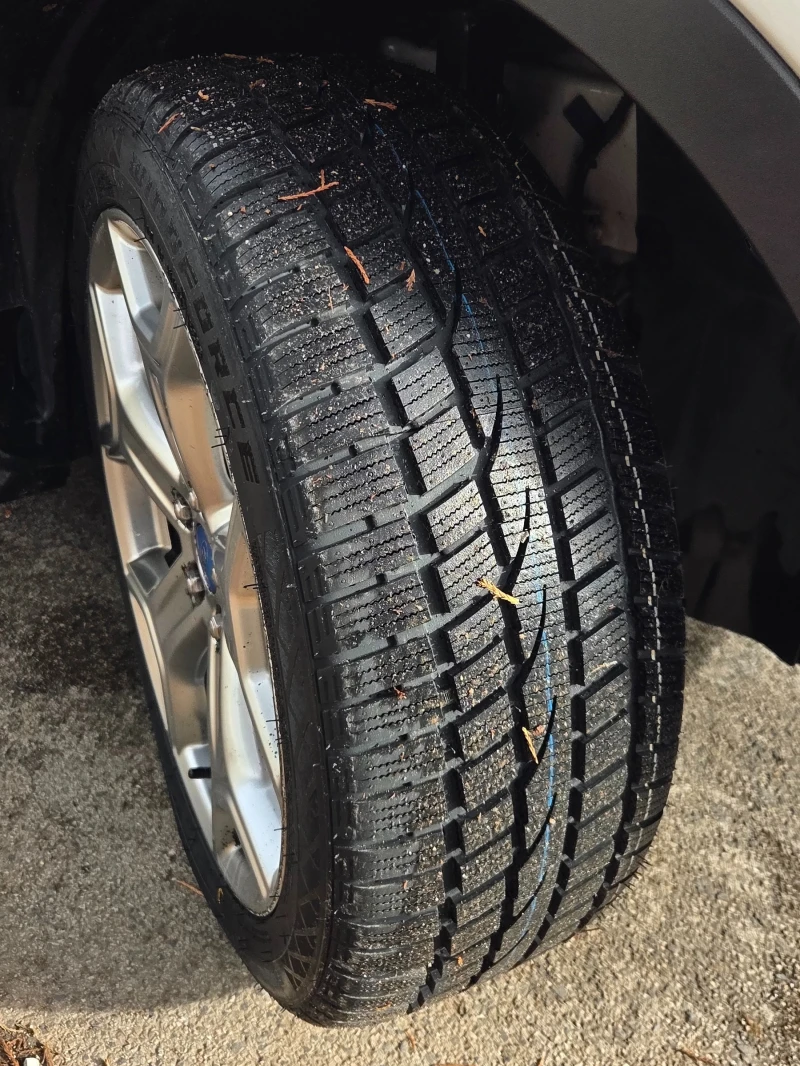 Ford Kuga TITANIUM FULL 2.0TDCi Автоматик, снимка 5 - Автомобили и джипове - 52614027