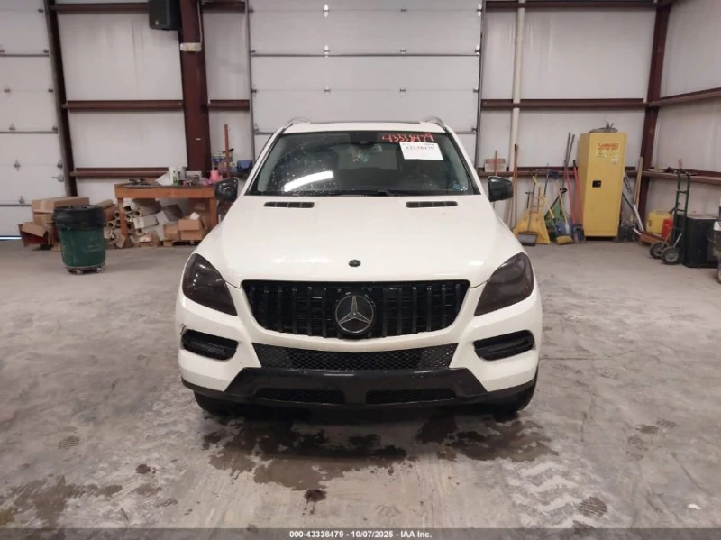 Mercedes-Benz ML 350 4MATIC* harman/kardon* подгрев* мъртва точка* шиби, снимка 3 - Автомобили и джипове - 52734681