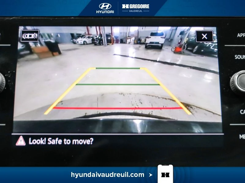 VW Tiguan COMFORTLINE* 4MOTION* КОЖА* ПОДГРЕВ* КАМЕРА* ПАНО, снимка 13 - Автомобили и джипове - 54765811