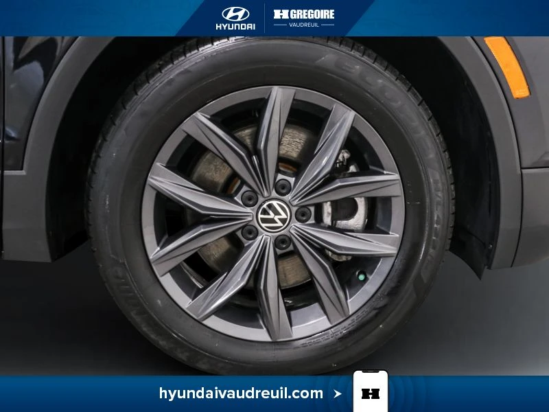 VW Tiguan COMFORTLINE* 4MOTION* КОЖА* ПОДГРЕВ* КАМЕРА* ПАНО, снимка 8 - Автомобили и джипове - 54765811