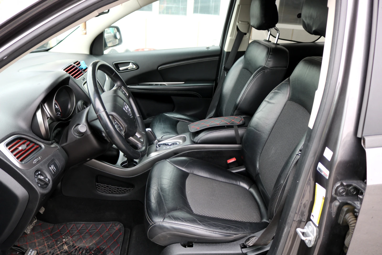 Dodge Journey Crossroad 3.6 V6 4x4 - изображение 5