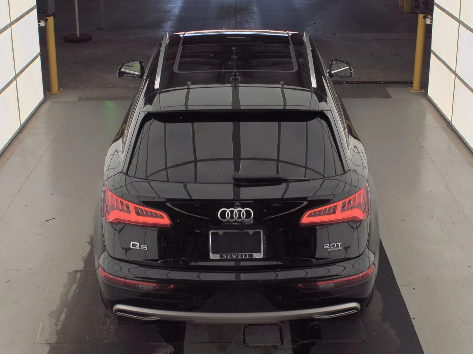 Audi Q5 Premium Plus* Matrix* Диг.табло* М.Точка* Пано*  - изображение 5