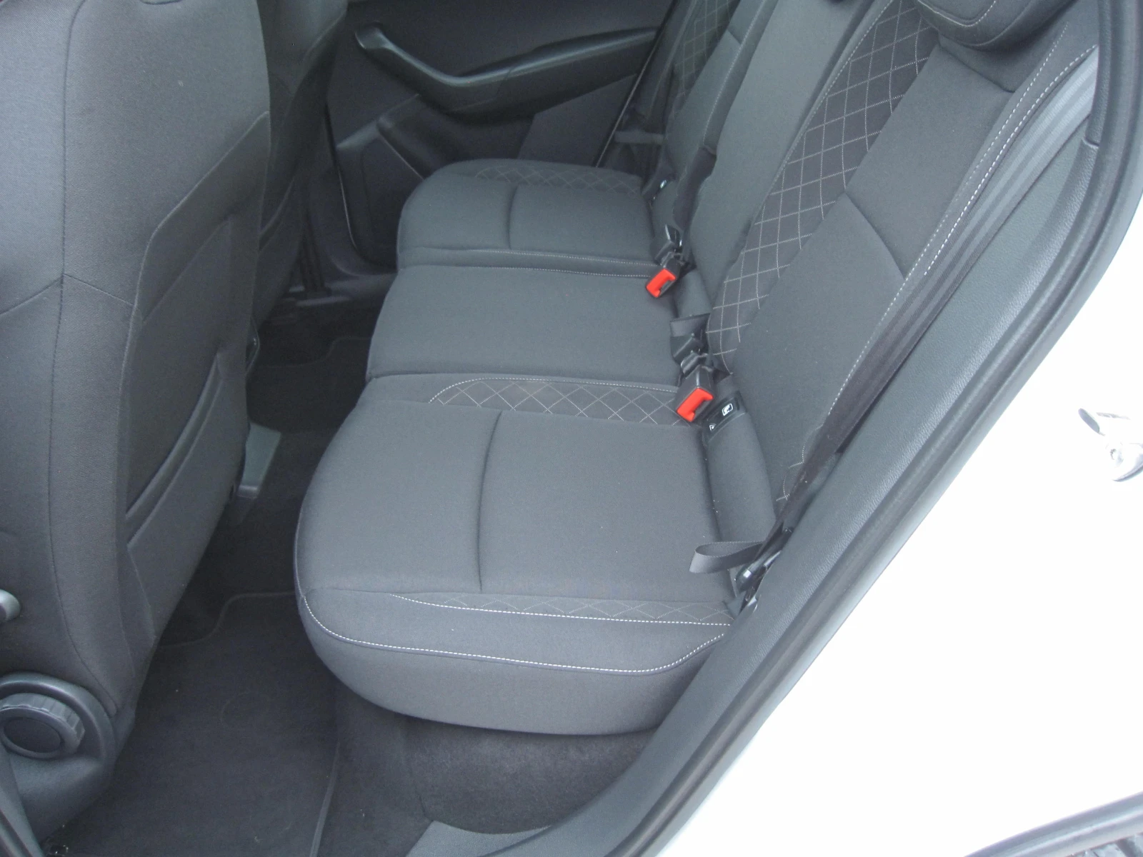 Skoda Karoq 2, 0-TDI 4x4-, Navi, ,  | Mobile.bg   14