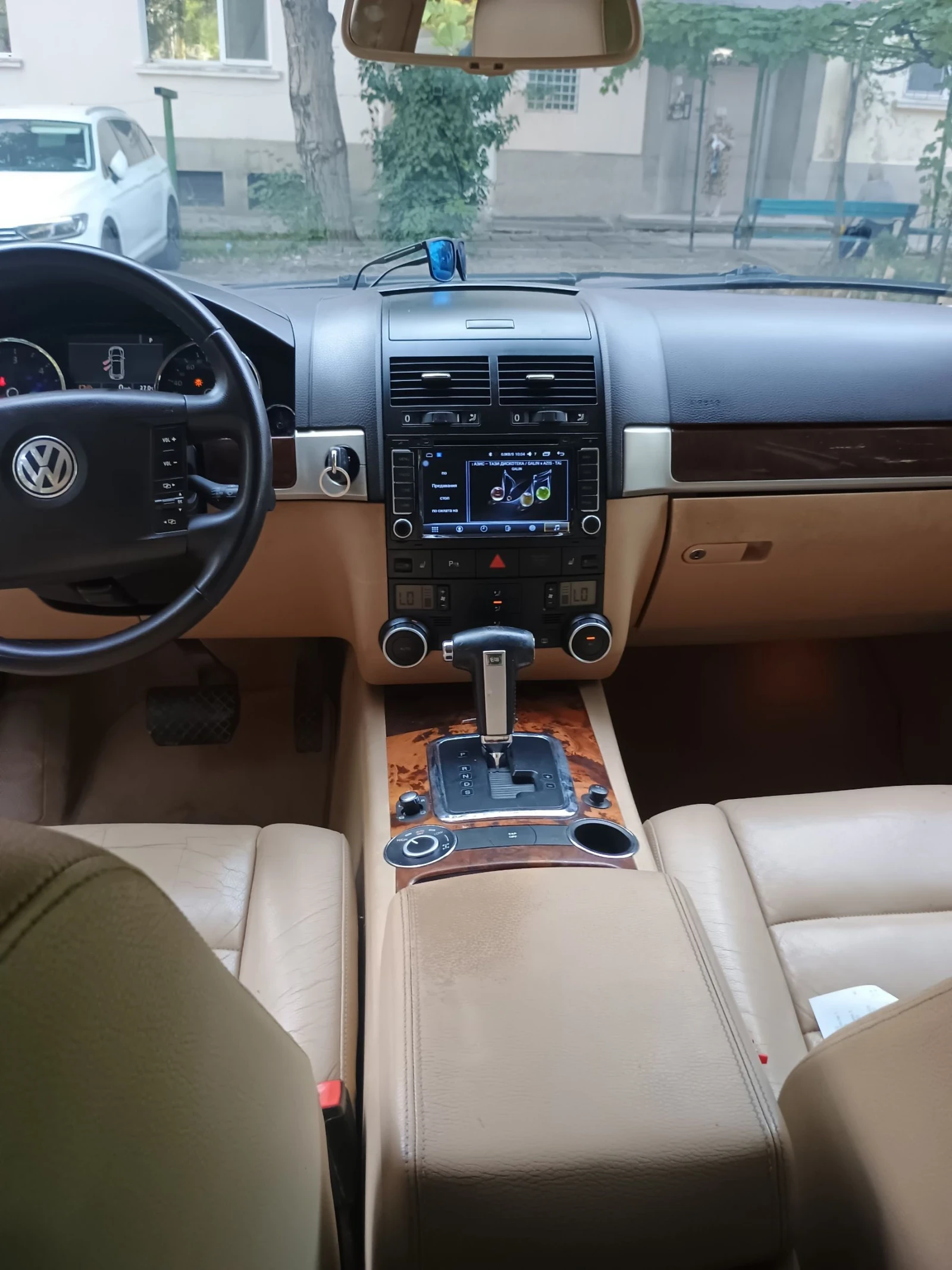 VW Touareg  - изображение 7