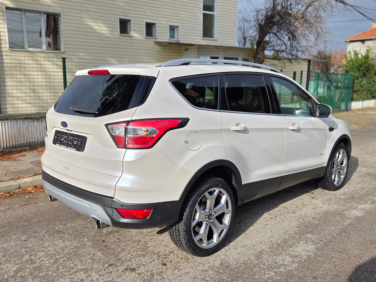 Ford Kuga TITANIUM FULL 2.0TDCi Автоматик - изображение 3
