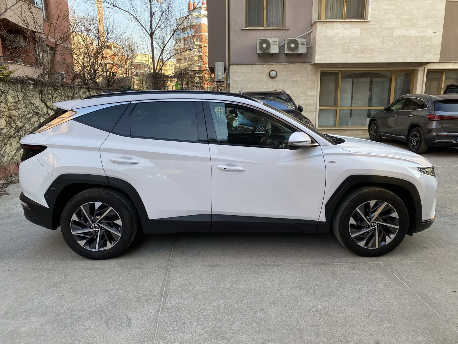 Hyundai Tucson 1.6T-GDI /MHEV/ Style/ 4x4/ Гаранция до 2027/ DCT7, снимка 4 - Автомобили и джипове - 53728461