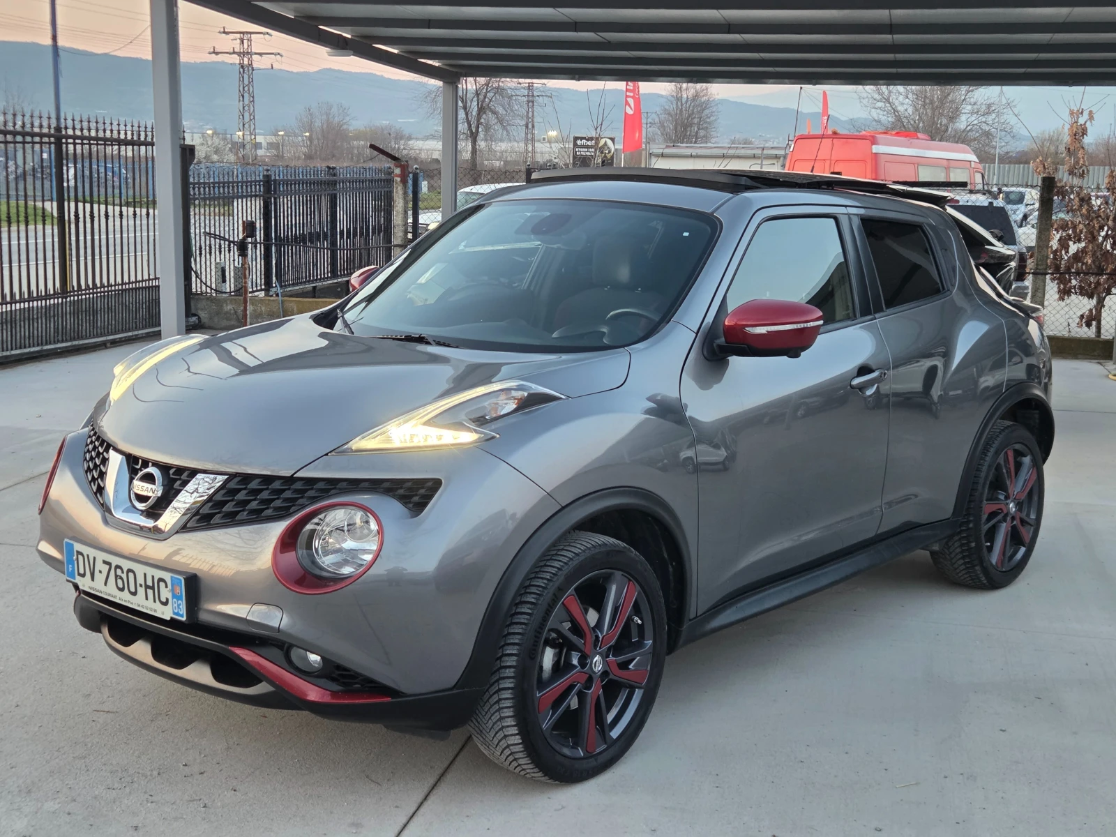 Nissan Juke 1.2T* 360-KAMERA* PANORAMA* KAYLESS GO* STAR-STOP*, снимка 2 - Автомобили и джипове - 53738070