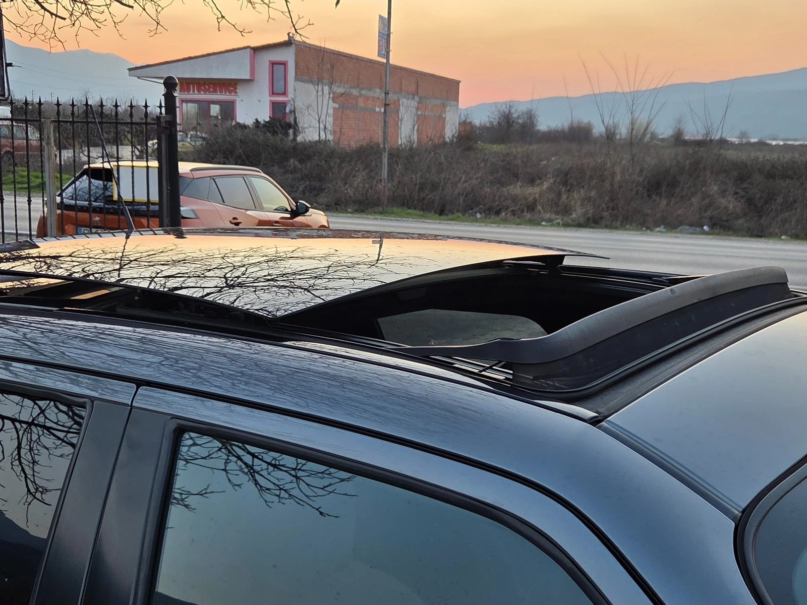 Nissan Juke 1.2T* 360-KAMERA* PANORAMA* KAYLESS GO* STAR-STOP*, снимка 5 - Автомобили и джипове - 53738070