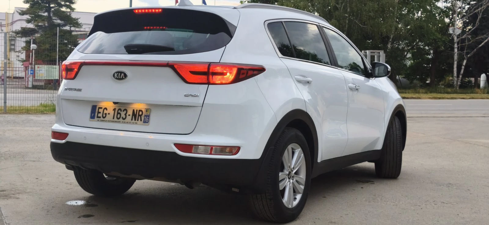 Kia Sportage 1.7 CRDi 116 к.с. EURO 6B Ръчна, снимка 5 - Автомобили и джипове - 55157295