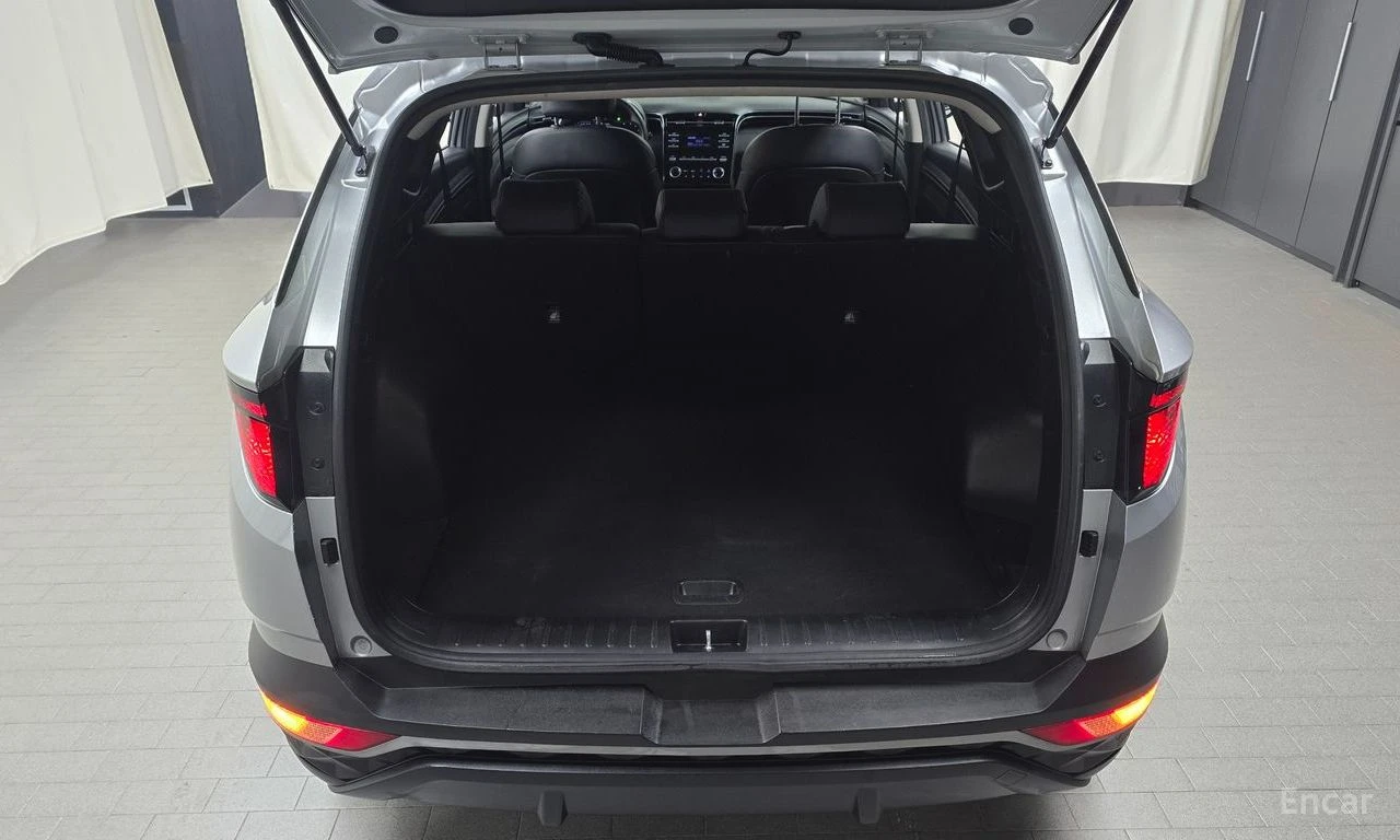 Hyundai Tucson 2.0D Modern 4x4* LANE ASSIST* ПОДГРЕВ* КРАЙНА ЦЕНА, снимка 17 - Автомобили и джипове - 55219084