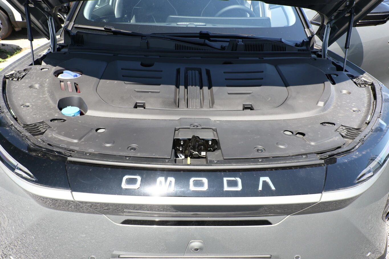 Omoda 5 Premium 60kW, снимка 9 - Автомобили и джипове - 55581634