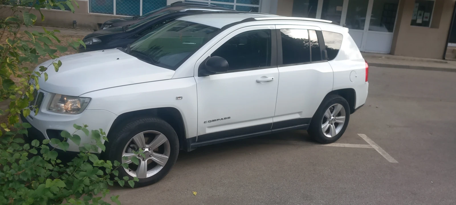 Jeep Compass 2.2 CRD, снимка 4 - Автомобили и джипове - 56135907