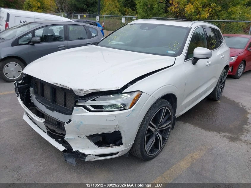 Volvo XC60 2.0l R-Design, снимка 2 - Автомобили и джипове - 56630997