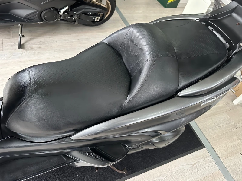 Yamaha Majesty 400i 25204км., снимка 13 - Мотоциклети и мототехника - 51935944