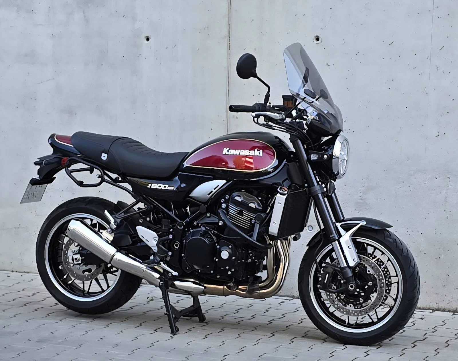 Kawasaki Z 900 RS - изображение 2