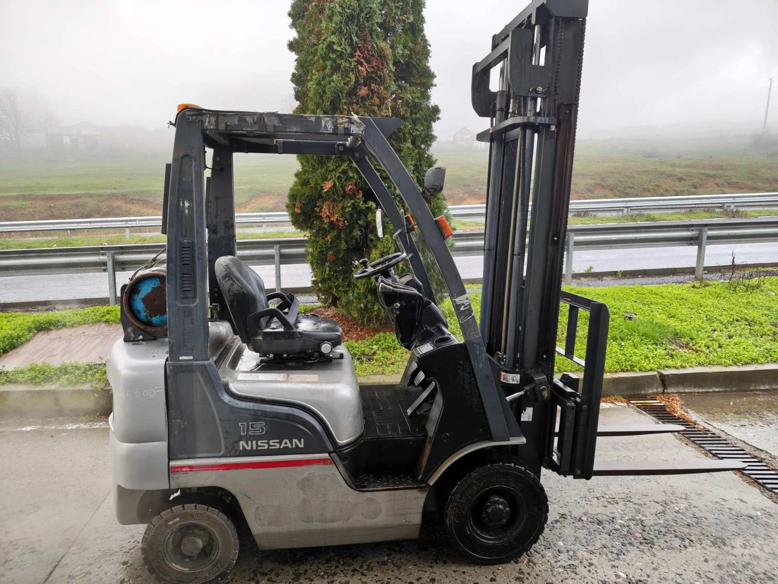  Nissan    1.5  , 4  | Mobile.bg   3