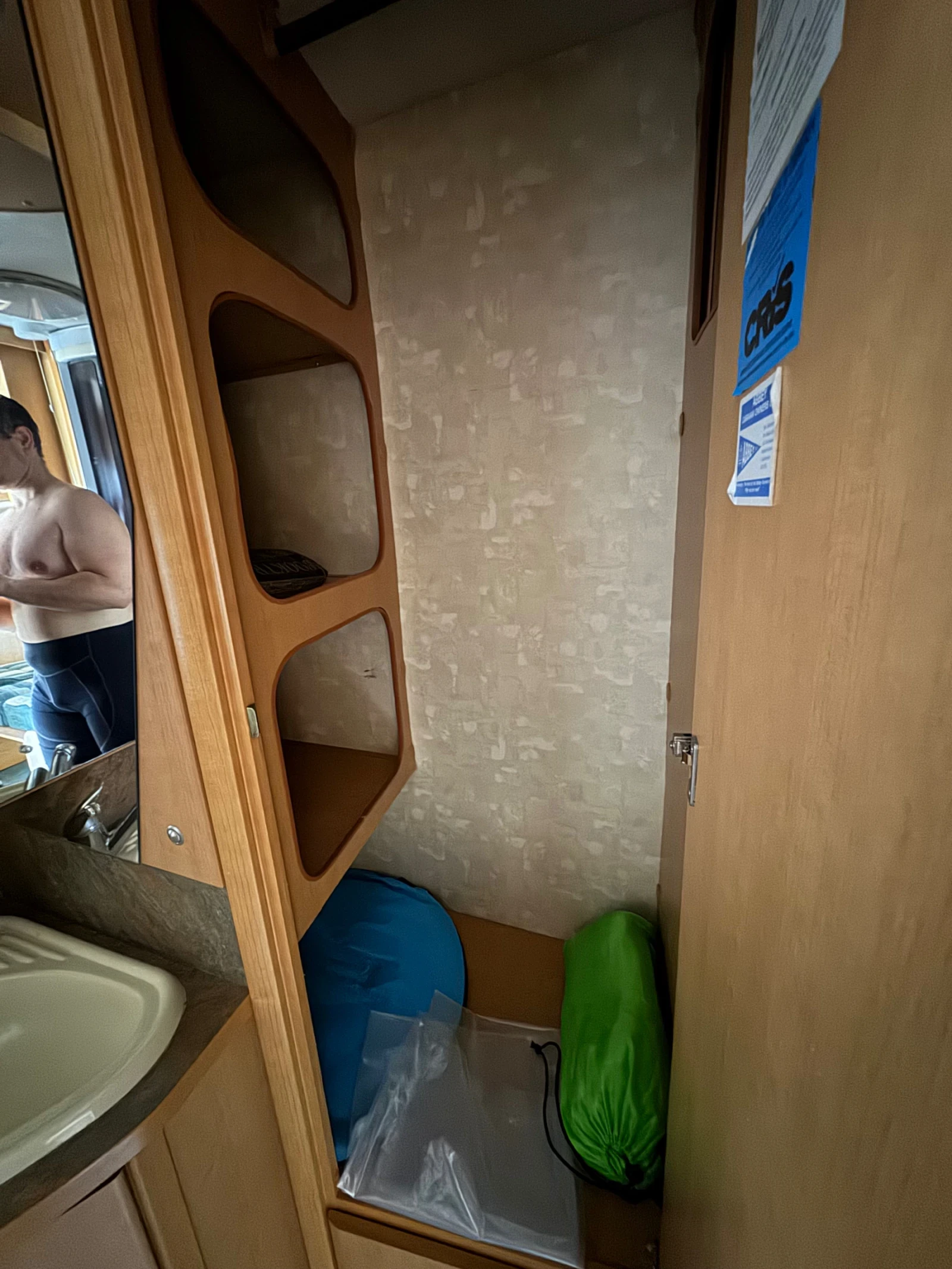 Каравана Други Abbey 470 GTS, снимка 13 - Каравани и кемпери - 54313631