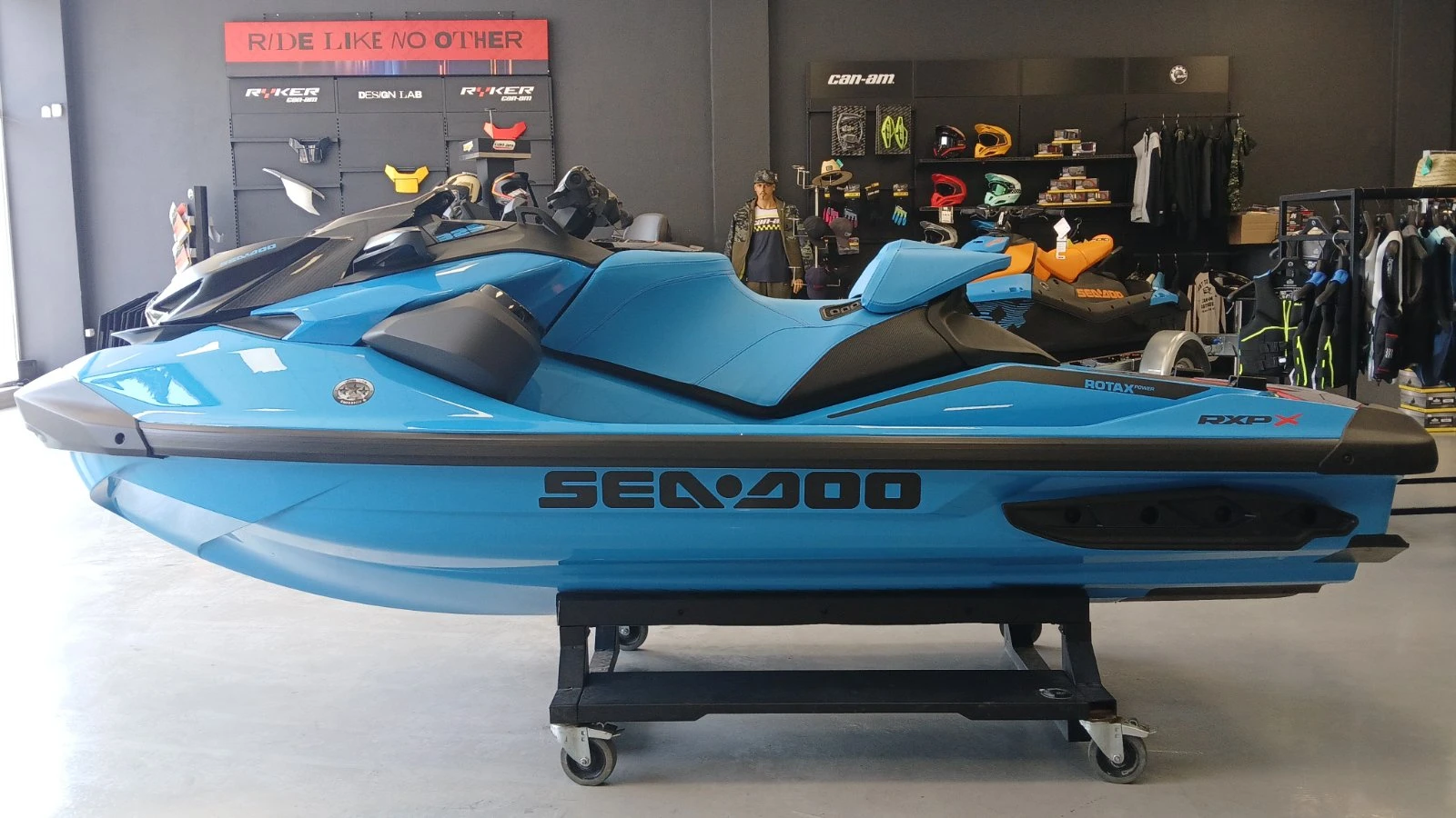 Джет Bombardier Sea Doo RXP X 325, снимка 3 - Воден транспорт - 55056638