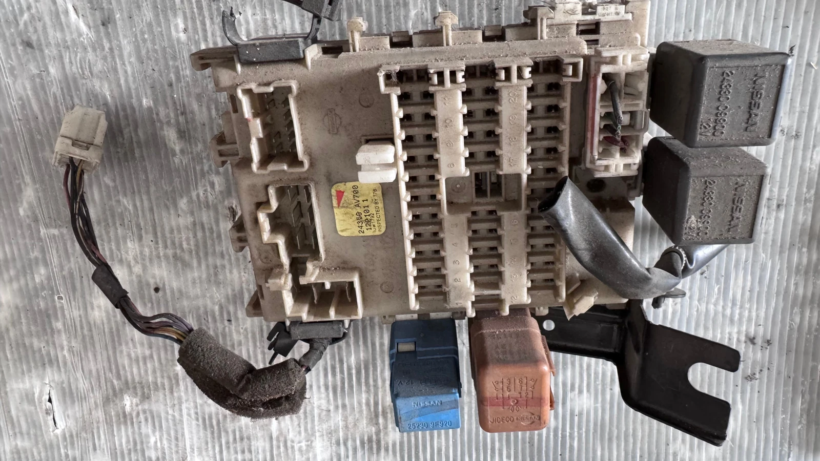   (  BSI / BSM )  Nissan Primera - 24350 AV700 | Mobile.bg   1