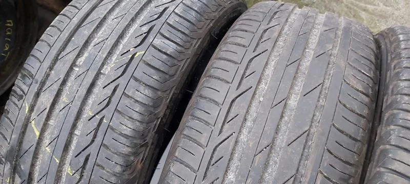 Гуми Всесезонни 205/55R16, снимка 2 - Гуми и джанти - 35606406