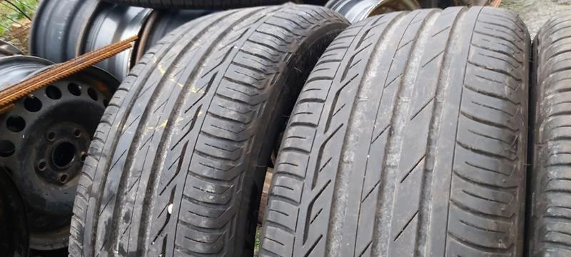 Гуми Всесезонни 205/55R16, снимка 5 - Гуми и джанти - 35606406