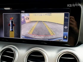 Mercedes-Benz E 200 AMG LINE 360CAM PANORAMA FULL, снимка 8