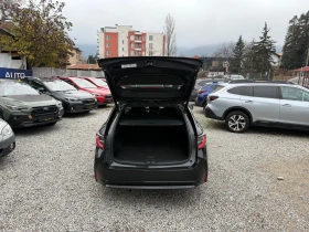 Toyota Corolla 1.8 HYBRID, снимка 17