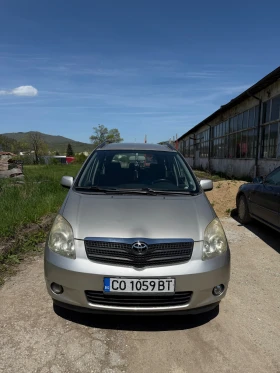 ����� �� �������� �� Toyota Corolla verso 2.0 ����� 90 �.�